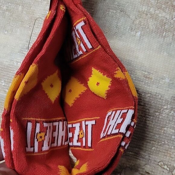 CHEEZIT SOCKS POLY SPANDEX MENS SIZES 6-12 17" LONG - Picture 4 of 5